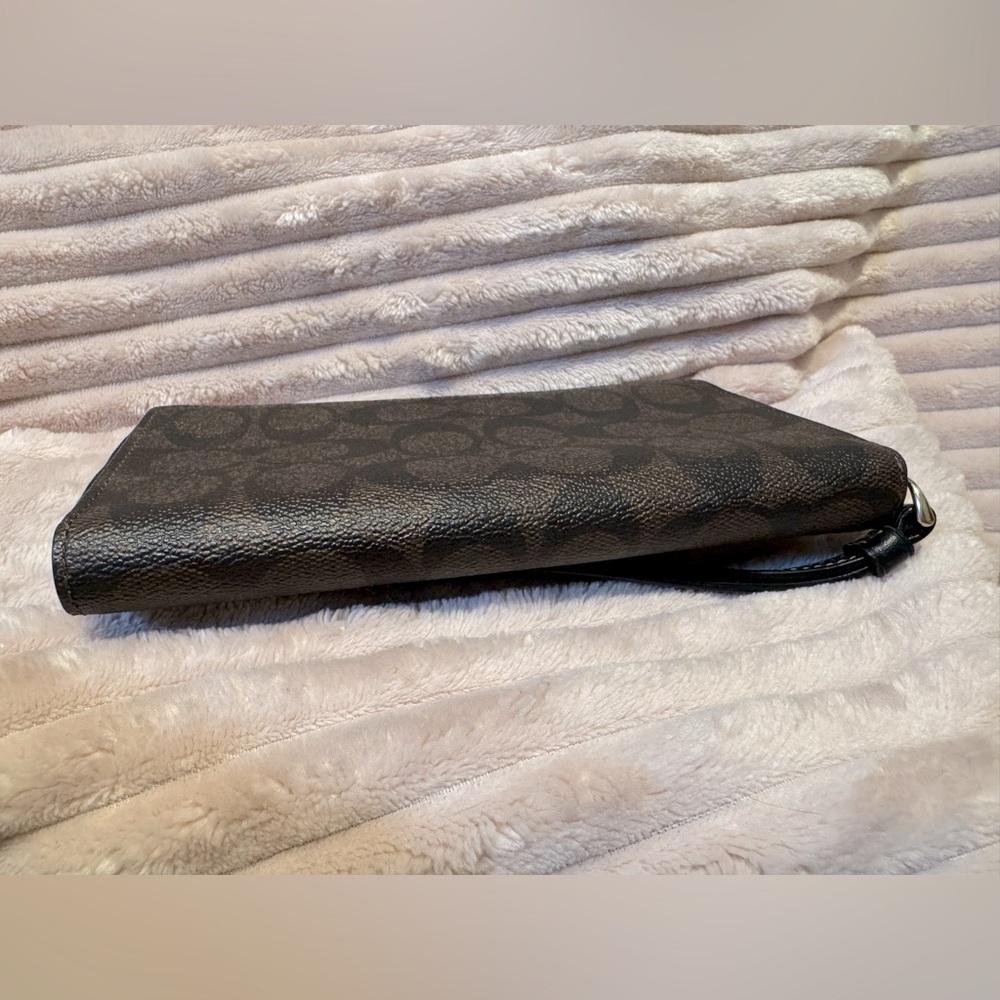 Coach Dempsey Large Phone Wallet In Signature Canvas With Souvenir Skyline Apple - Picture 3 of 10
